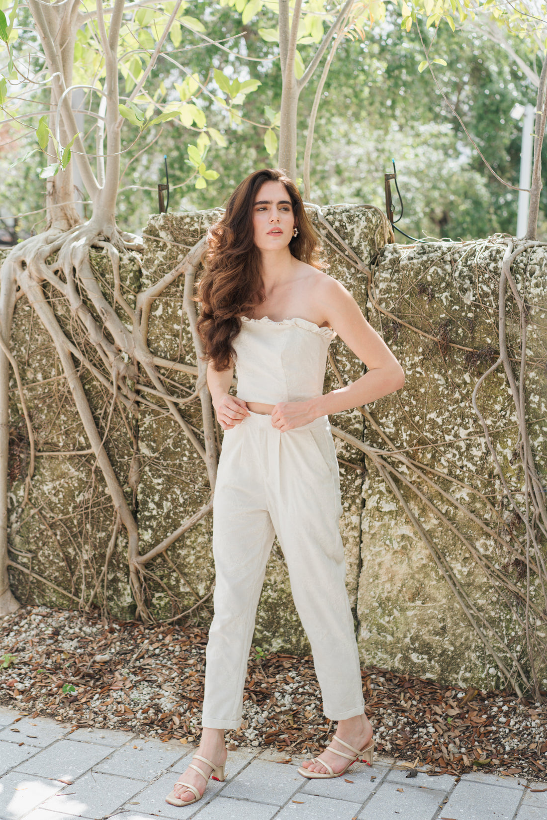 SOUL EMBROIDERED LINEN PANTS