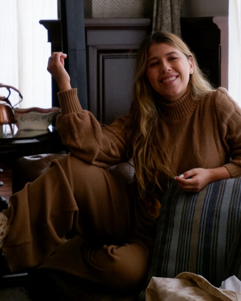 CAMEL SWEATER