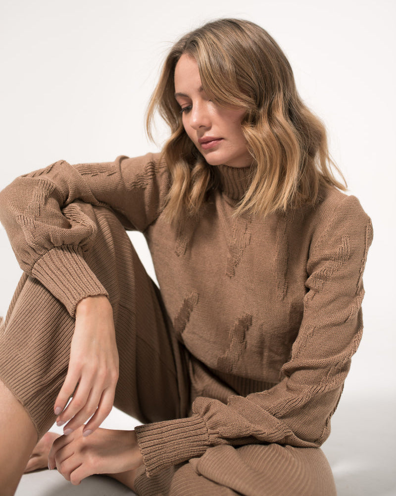 CAMEL SWEATER